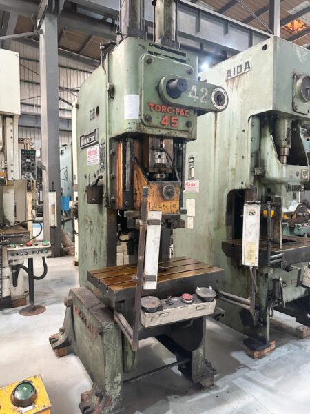 1625 AMADA JAPAN MODEL TP - 45-1
