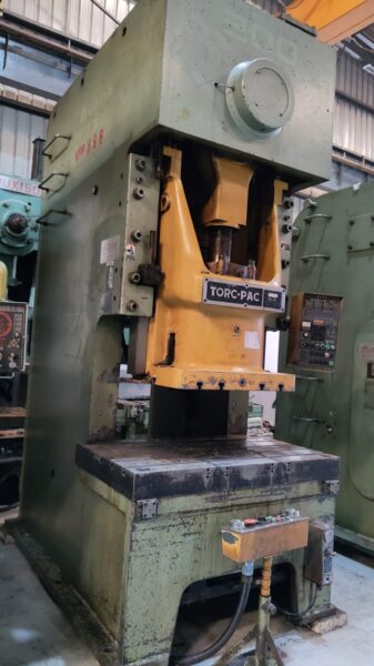 1817 AMADA JAPAN MODEL TPL-200L-1